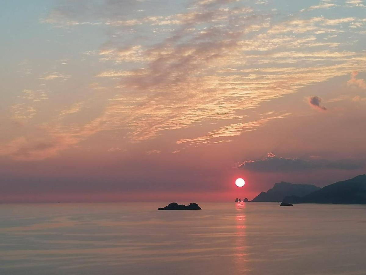 Mija Sunset Home Praiano Chambre photo